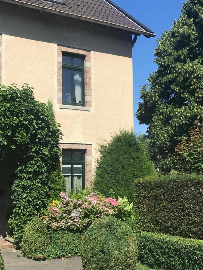 Boutique Apartments Benz I-Iii Bergisch Gladbach Buitenkant foto