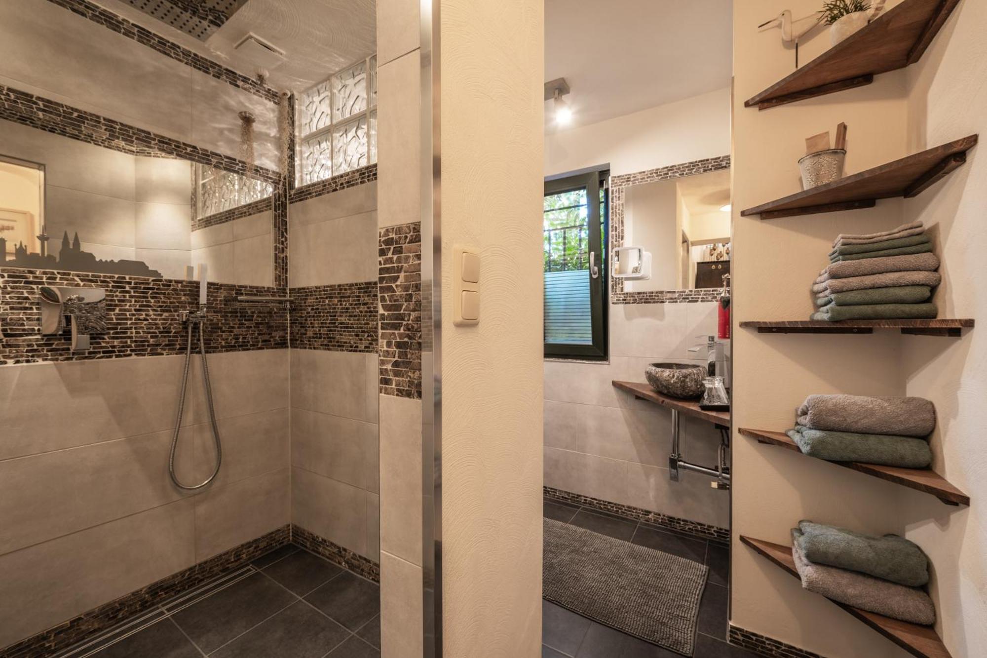 Boutique Apartments Benz I-Iii Bergisch Gladbach Buitenkant foto