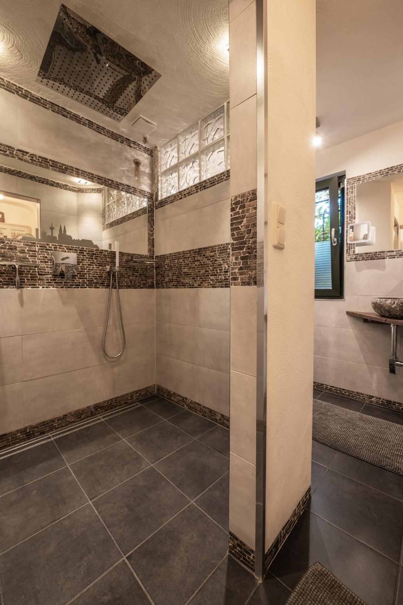 Boutique Apartments Benz I-Iii Bergisch Gladbach Buitenkant foto